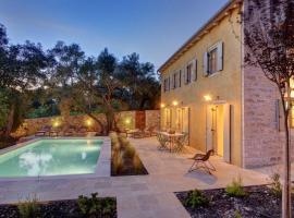 Dodo darling，位于Ozi&aacute;s的带泳池的酒店