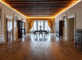 Palazzo Titti Rialto Suites，位于威尼斯的酒店