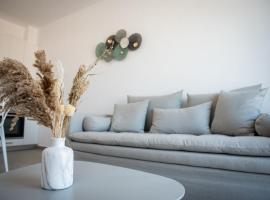 Grey Comfort，位于Glinado Naxos的酒店