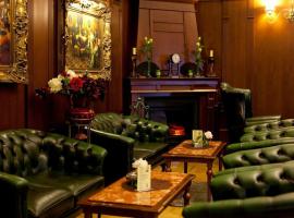Grand Hotel Residence - business boutique hotel，位于皮耶什佳尼的酒店