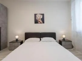 Mountain View Apartment