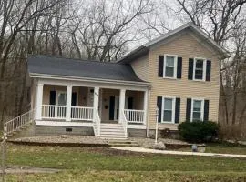 Private & Spacious Home 5 miles from Notre Dame