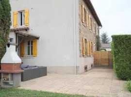 Appartement rénové avec jardin clos, barbecue et garage, proche centre-ville de Luxeuil-les-Bains - FR-1-583-225