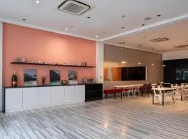 A Hotel Dickson