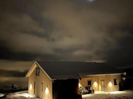 Ny koselig hytte ved Sogn skisenter，位于Hafslo的酒店