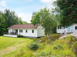 Holiday home KUNGSHAMN XVIII，位于王室港的酒店