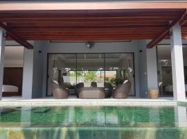 Ananda Coco Villas 1 - Villa 2 bedrooms，位于Wok Tum的酒店