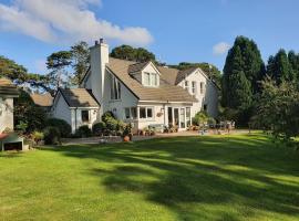 Drumee Lodge boutique B and B, Newcastle, County Down，位于纽卡斯尔的酒店