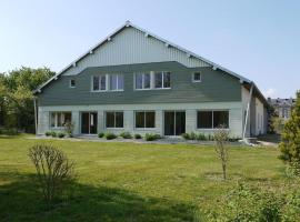 Gîte mon papi - 18 personnes，位于Méry-sur-Seine的酒店