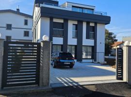 Modern Apartment in very quiet location in Darıca, Istanbul，位于Darıca的酒店