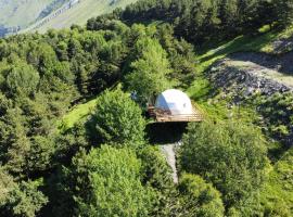 Elia Glamping，位于卡兹贝吉的酒店