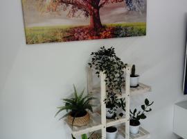 Apartamento Plaza Palmeras，位于布尔哈索特的酒店