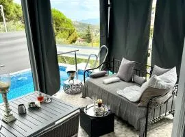 MYTHOS VILLA PALIO, lower area with private pool and outdoor kitchen is only available from August 1st to September 12th