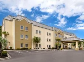 Comfort Suites At the University