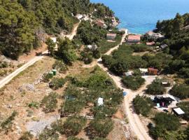 Secluded getaway tiny home - Skozanje bay, island Hvar