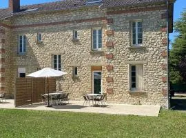 Manoir en Pierre Chartres