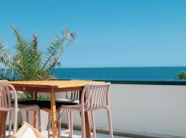 Superbe maison vue mer Jard Sur Mer - 7 personnes，位于滨海雅尔的酒店