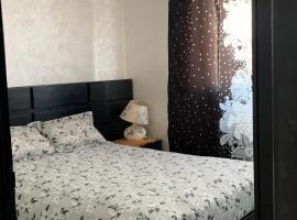 APPARTEMENT in MARTIL Complex ALKARAMA 1，位于迈尔提勒的酒店