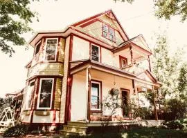 Au Loup, maison élégante