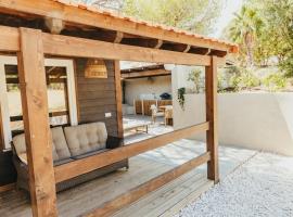Casa Ana Almancil，位于阿尔曼萨的木屋