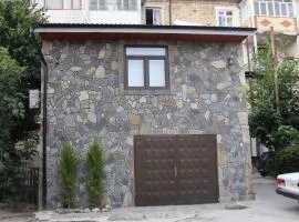 Eldeniz Nuxa House