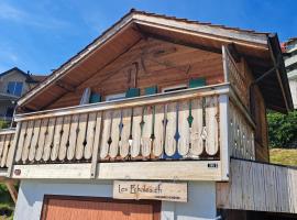 "Les Echalas" Chalet indépendant avec cuisine en Lavaux Unesco，位于谢布尔的木屋