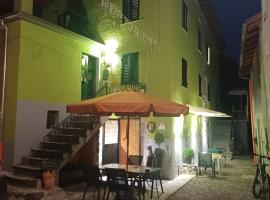 B&B VillaDansio，位于Rezzoaglio的滑雪度假村