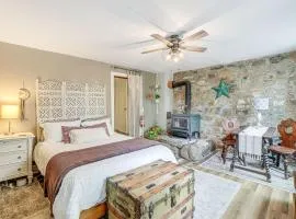 Charming Getaway Less Than 1 Mi to Downtown Lambertville!