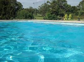 Garden Suite, self contained, Hunter Valley，位于马瑟尔布鲁克的酒店