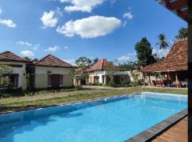 Villa Dalem Ageng，位于Kembanglimus的酒店