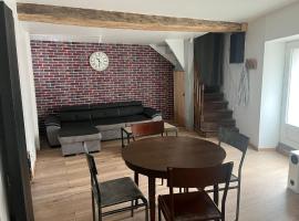 Petite maison de village，位于Saint-Jean-sur-Mayenne的酒店