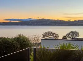 Gather Taupo - Lakeview - Spa Pool