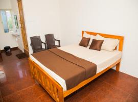 Orange Residency，位于Tirupporūr的酒店