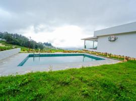 Silent Retreat Ooty Pool Resort by VOYE HOMES，位于乌提的酒店