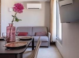 At home in Clermont, Place de Jaude，位于克莱蒙费朗的酒店