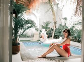 Gamaya Villa Jogja With Private pool，位于Beran-kidul的酒店