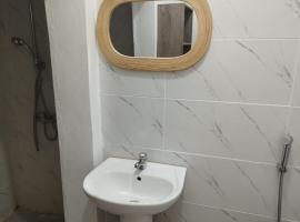 Residence jaune，位于藻德济的酒店