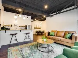 Modern Harrisonburg Home - 2 Mi to JMU!