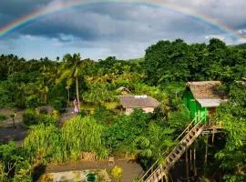 Tanna Volcano View Tree House