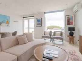 Sunset Sands on Esplanade By Host Solutions