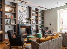 Home Hotel Grand Sundsvall，位于松兹瓦尔的酒店