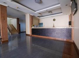 Nusa Indah Syariah Hotel Bandara By Abdihome，位于雅加达的酒店