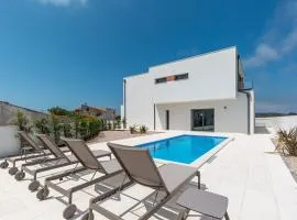 Luxuosa Villa Baía