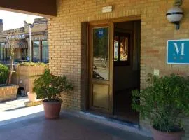 索尔II汽车旅馆酒店