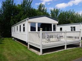 JPL Caravan Holidays，位于克利索普斯的酒店