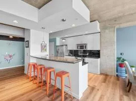 1700 Bassett, Unit 818