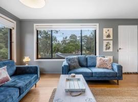 Peaceful Beachside Home，位于Sandford的酒店