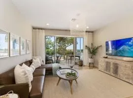 Mariners 212 Great Location with Marina Views