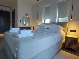 Eros and Psyche Suites，位于奈德里的酒店