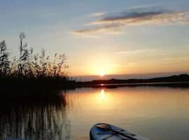 Viihtyisä mökki järven rannalla，位于Sysmä的酒店